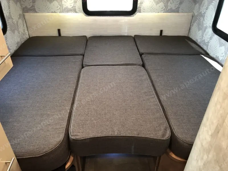 2015 Winnebago View Profile 24V photo 8