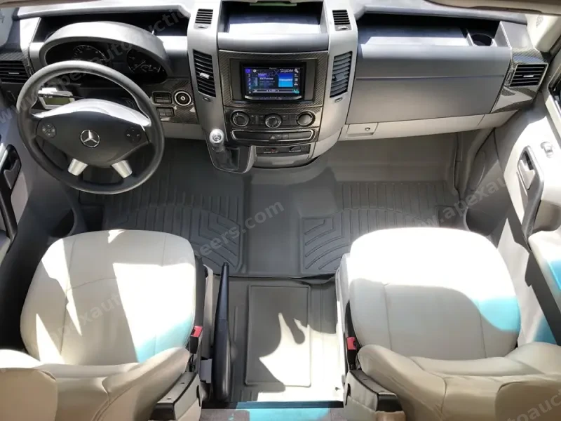 2015 Winnebago View Profile 24V photo 18
