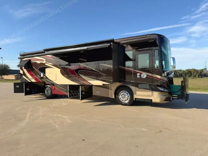 2016 Tiffin Phaeton 36 QHS photo 35