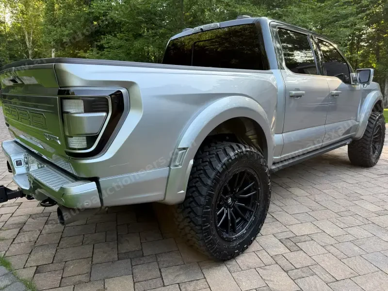 2021 Ford F150 SuperCrew Cab Raptor photo 16