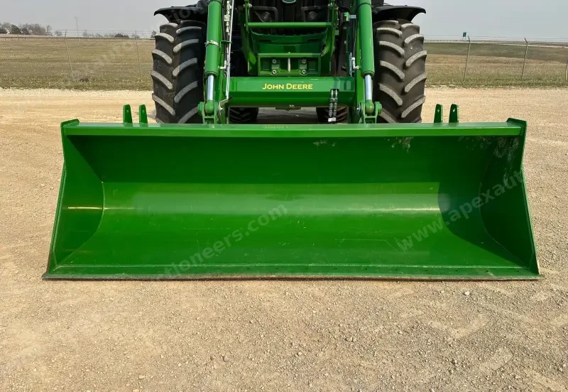 2020 John Deere 6155M photo 15
