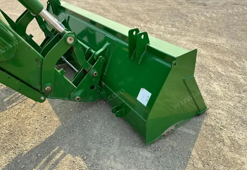 2020 John Deere 6155M photo 17