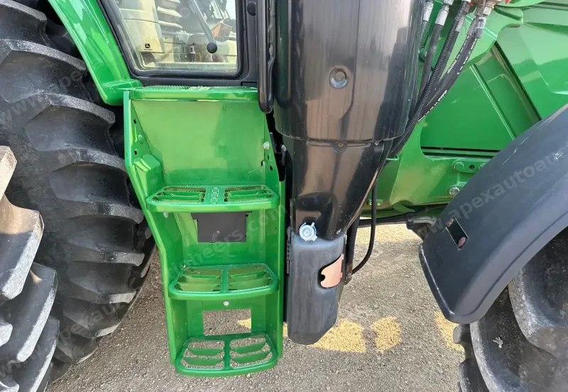 2020 John Deere 6155M photo 22