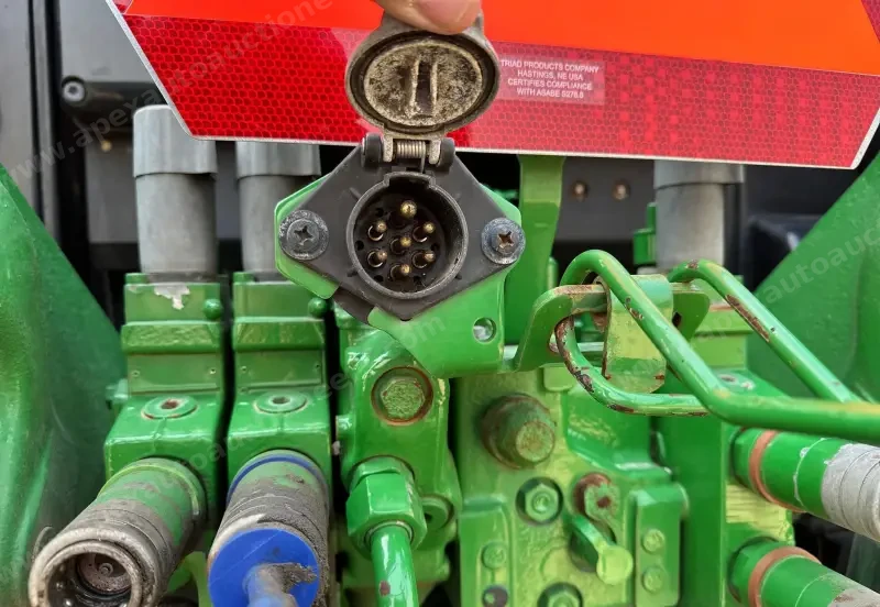 2020 John Deere 6155M photo 32