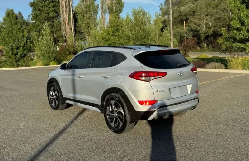 2020 Hyundai Tucson Ultimate Sport photo 16