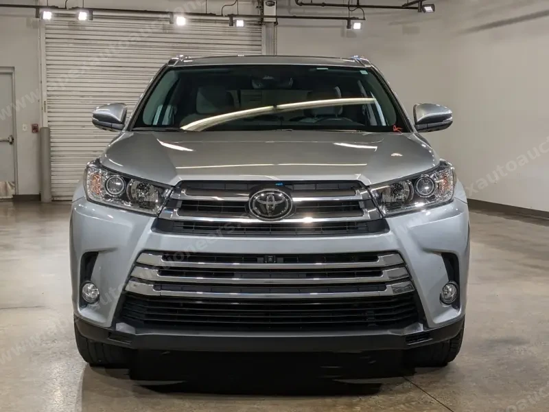 2018 Toyota Highlander Limited photo 30