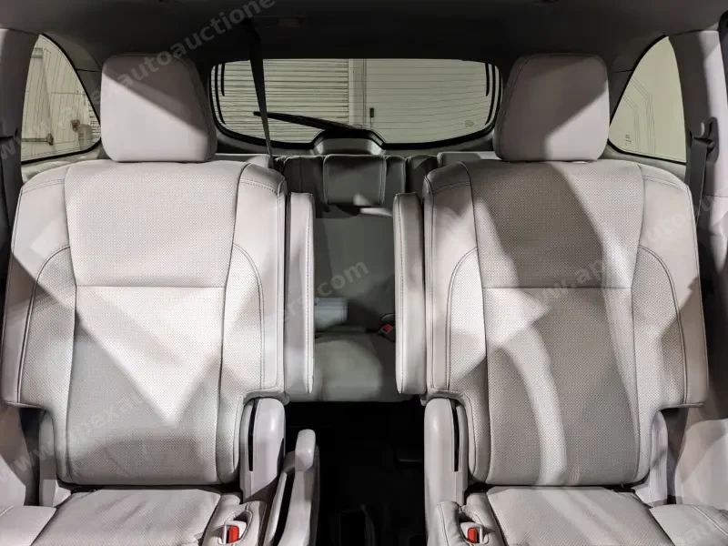 2018 Toyota Highlander Limited photo 24