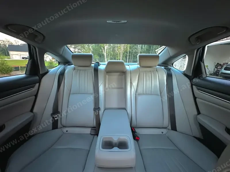 2020 Honda Accord Sport photo 15