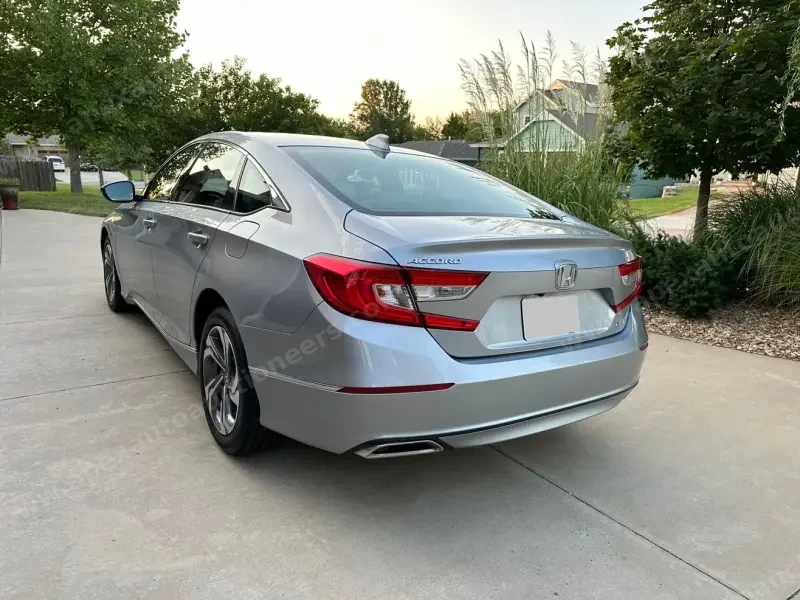 2018 Honda Accord EX-L photo 3