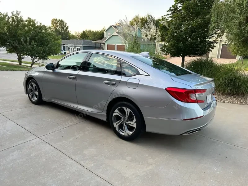 2018 Honda Accord EX-L photo 23