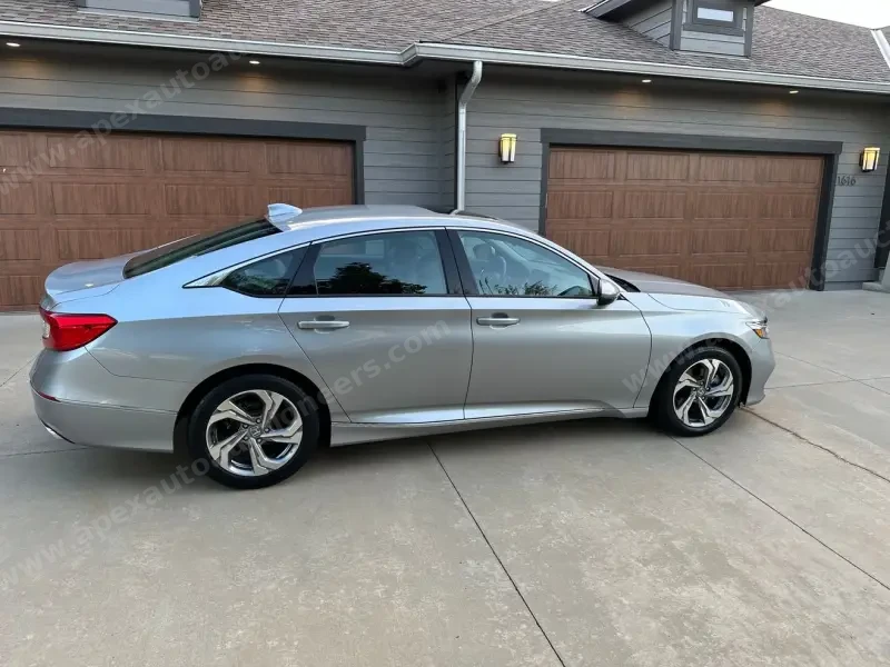 2018 Honda Accord EX-L photo 24